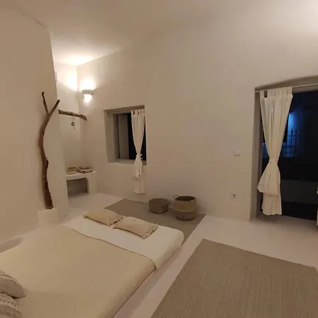 Kamara Cave * Triovasálos