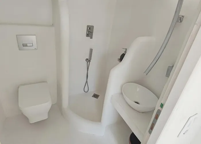 Kamara Cave Triovasálos