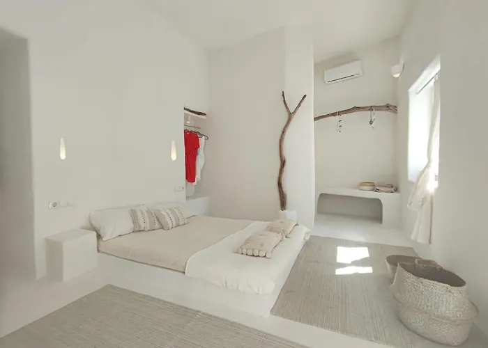 Kamara Cave * Triovasálos